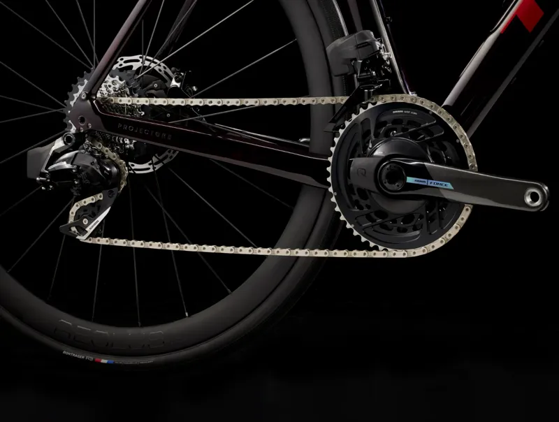 Trek Domane SLR 7 AXS Gen 4 Road Bike 2025 in Red Smoke/Red Carbon Smoke-9